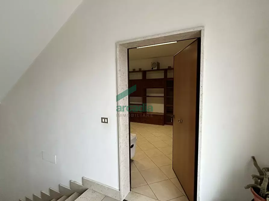 Immagine 27 di Attività artigianale in vendita  in Via dei Vetrai 5 a Modugno