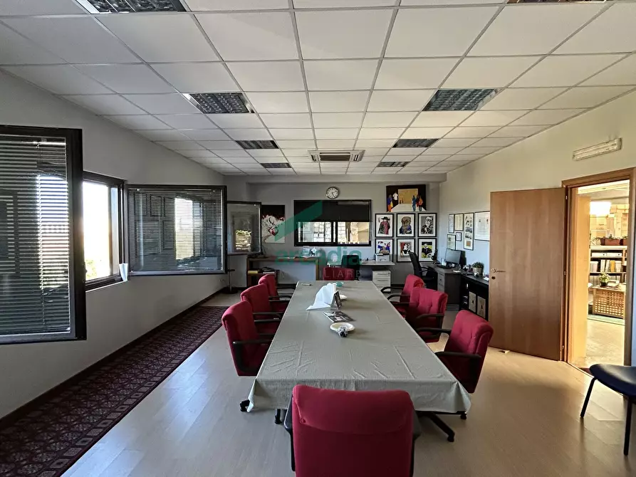 Immagine 24 di Attività artigianale in vendita  in Strada Provinciale Modugno-Bari 83 a Modugno