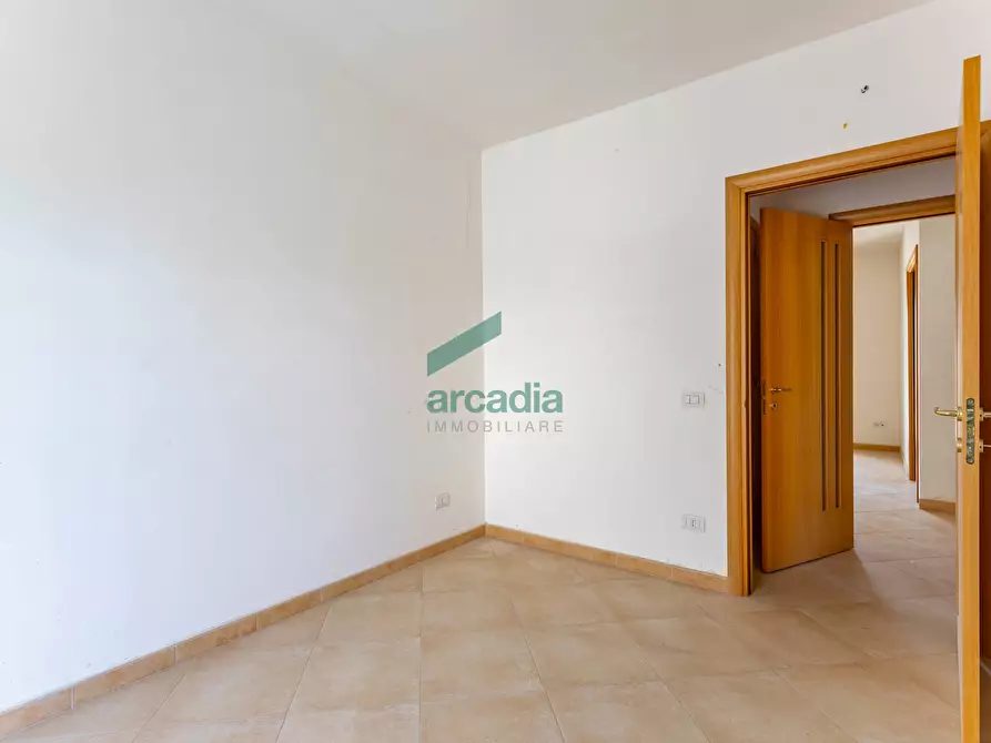 Immagine 11 di Trilocale in vendita  in Via Benigno Zaccagnini 1 a Bitetto