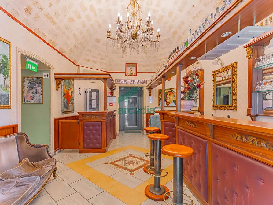 Immagine 93 di Locale commerciale in vendita  in Strada la Grava 16 a Bari