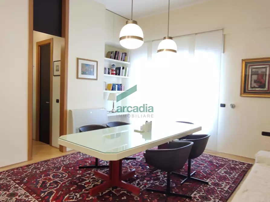 Immagine 26 di Ufficio in vendita  in Via Papa Giovanni Paolo I' 10/E a Bari