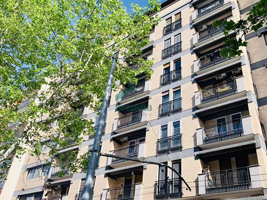 Immagine 18 di Quadrilocale in vendita  in Corso Italia 119 a Bari