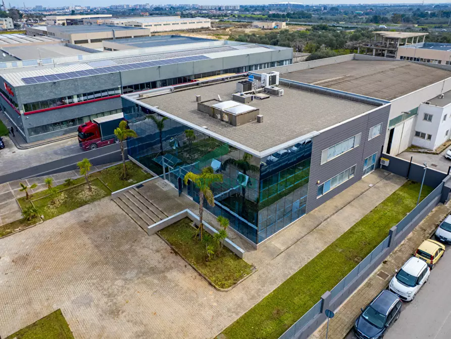 Immagine 23 di Ufficio in affitto  in Largo degli Stagnini 6 a Modugno