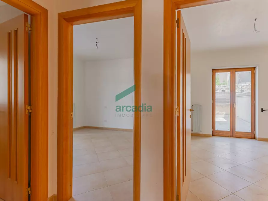 Immagine 18 di Trilocale in vendita  in Via Benigno Zaccagnini 1 a Bitetto