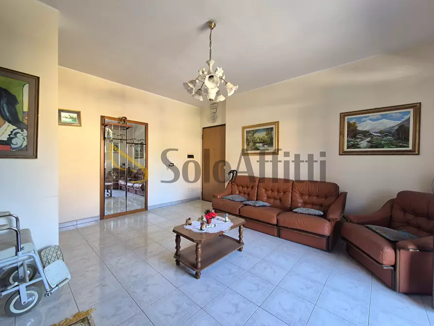 Immagine 2 di Quadrilocale in affitto  in Via dei Conti Falluc 126 a Catanzaro