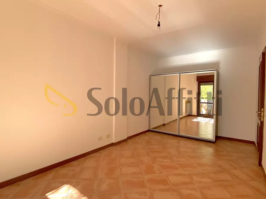 Immagine 15 di Trilocale in affitto  in Via Erminio Macario 60 a Roma