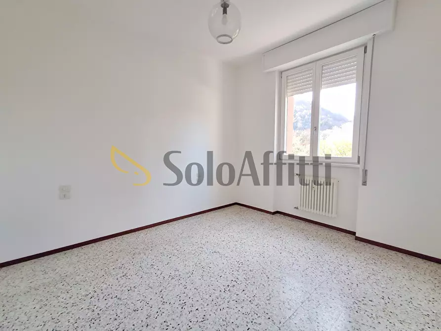 Immagine 12 di Trilocale in affitto  in Via Montelungo 23 a Como