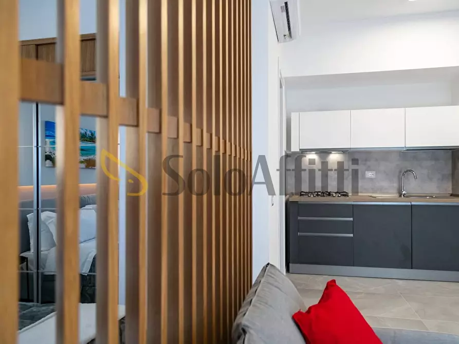 Immagine 10 di Appartamento in affitto  in Via Teocrito 48 a Catania