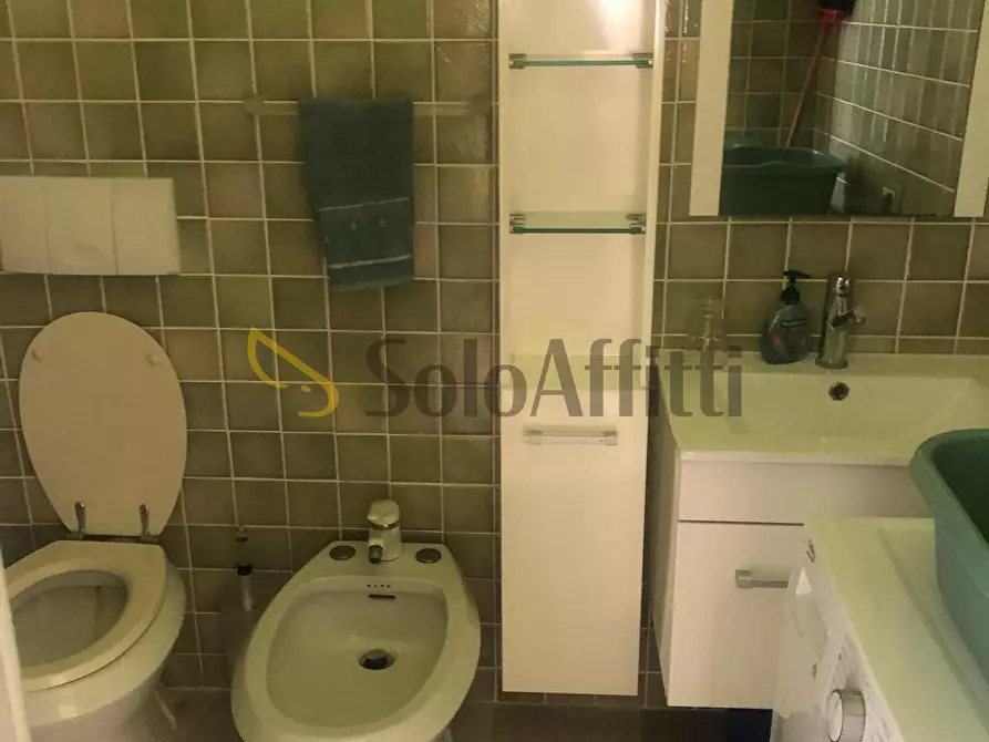 Immagine 15 di Loft/Open space in affitto  a Latina