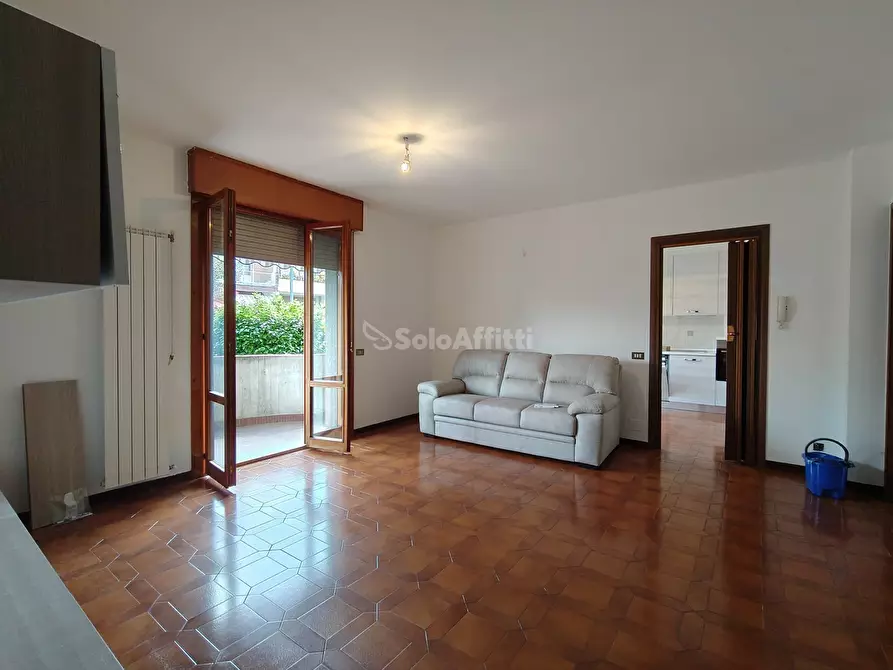 Immagine 3 di Trilocale in affitto  a Somma Lombardo