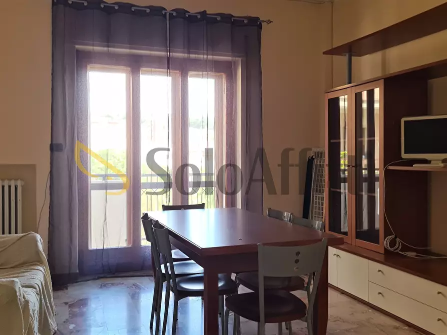 Immagine 8 di Stanza singola in affitto  a Catanzaro