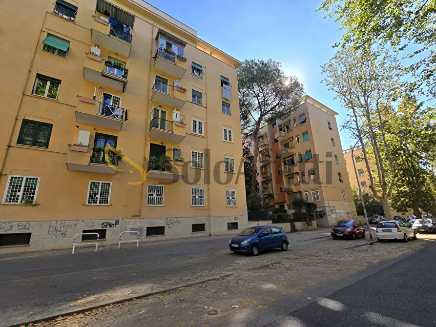 Immagine 25 di Trilocale in affitto  in Via Monte Epomeo 24 a Roma