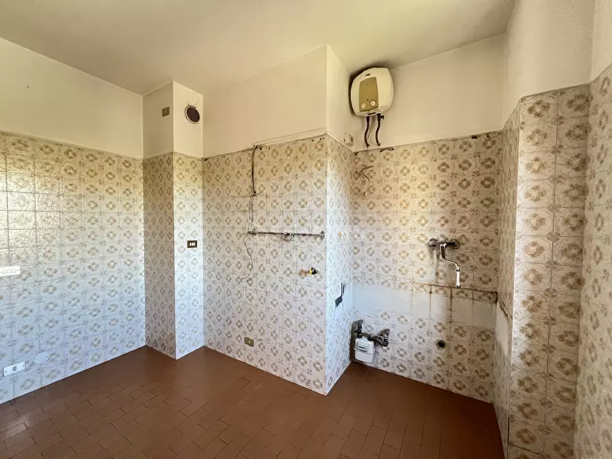 Immagine 48 di Quadrilocale in affitto  in Via Buratto 7 a Ciriè