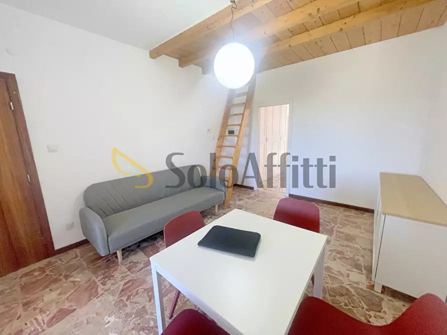 Immagine 3 di Bilocale in affitto  a Ancona