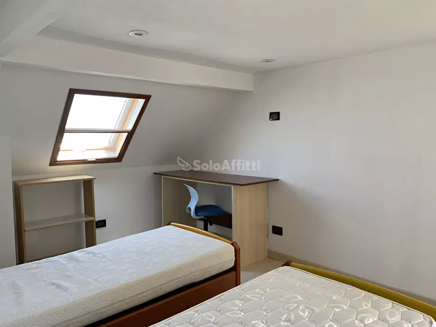 Immagine 8 di Mansarda in affitto  a Catanzaro
