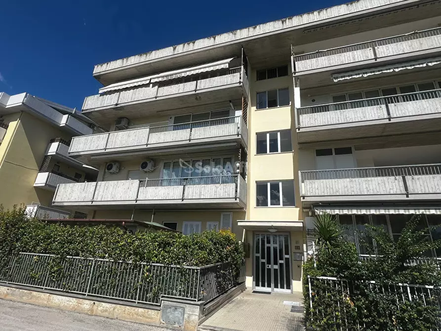 Immagine 13 di Bilocale in affitto  in Via F. Baracca 21 a Alba Adriatica