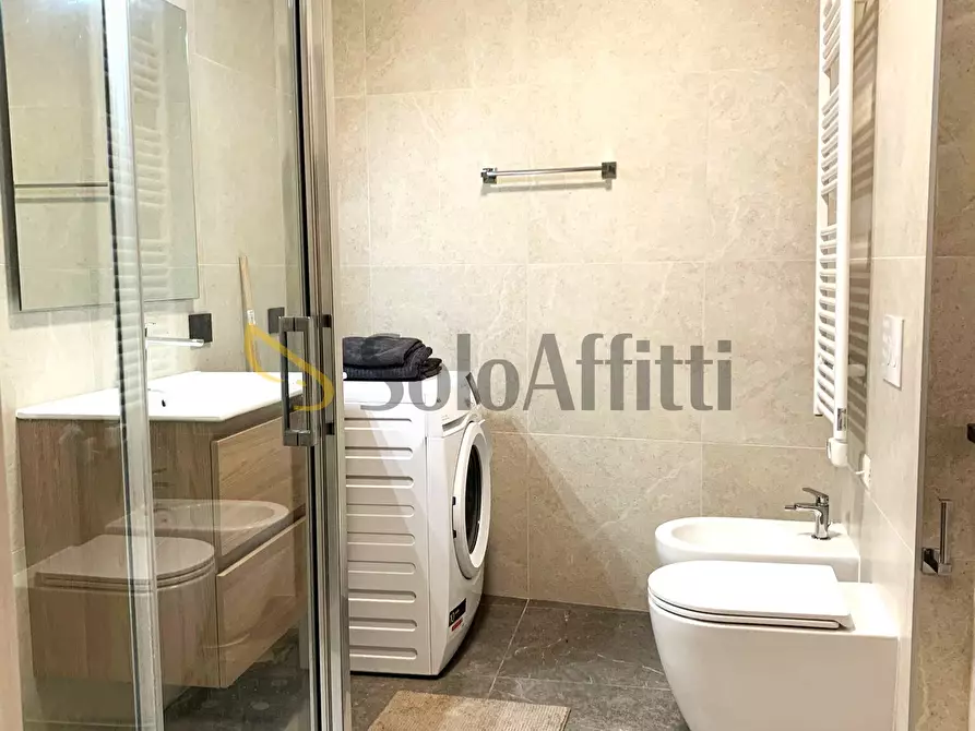 Immagine 11 di Bilocale in affitto  a Seregno