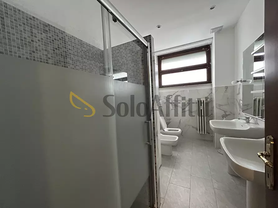 Immagine 12 di Appartamento in affitto  in Strada del Cantello 3 a Torino