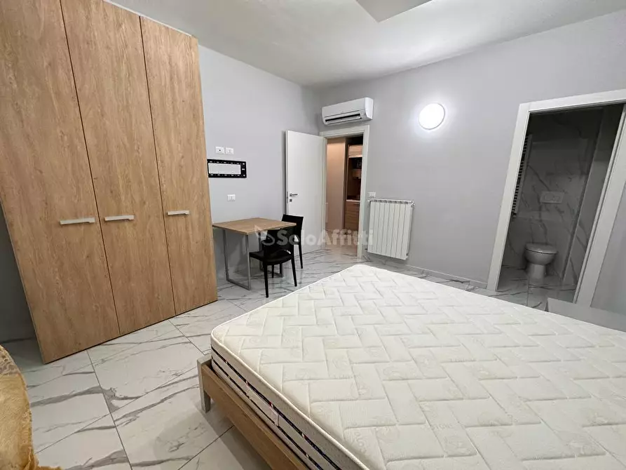 Immagine 18 di Monolocale in affitto  in Viale Abramo Lincoln a Caserta