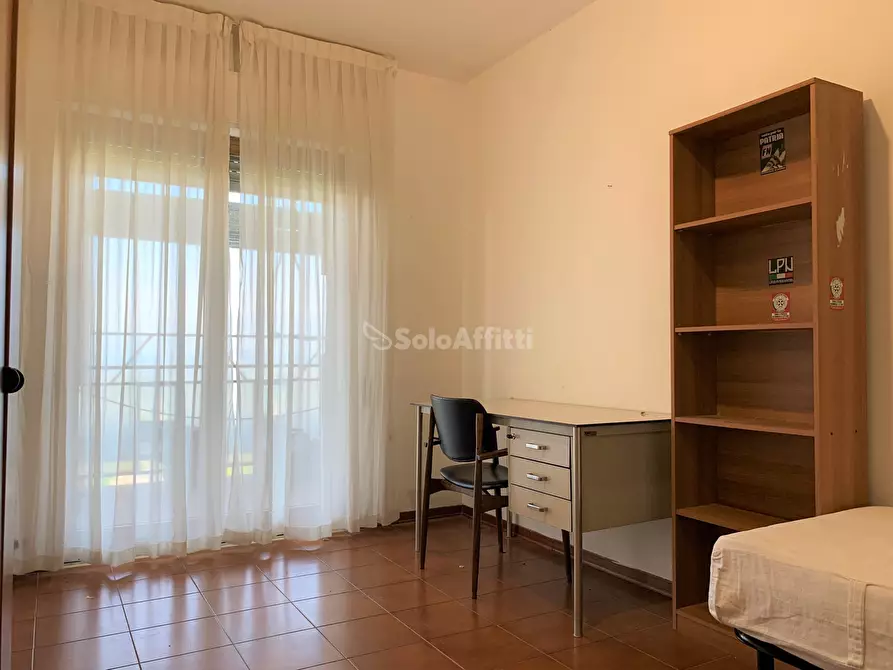 Immagine 15 di Stanza singola in affitto  a Catanzaro