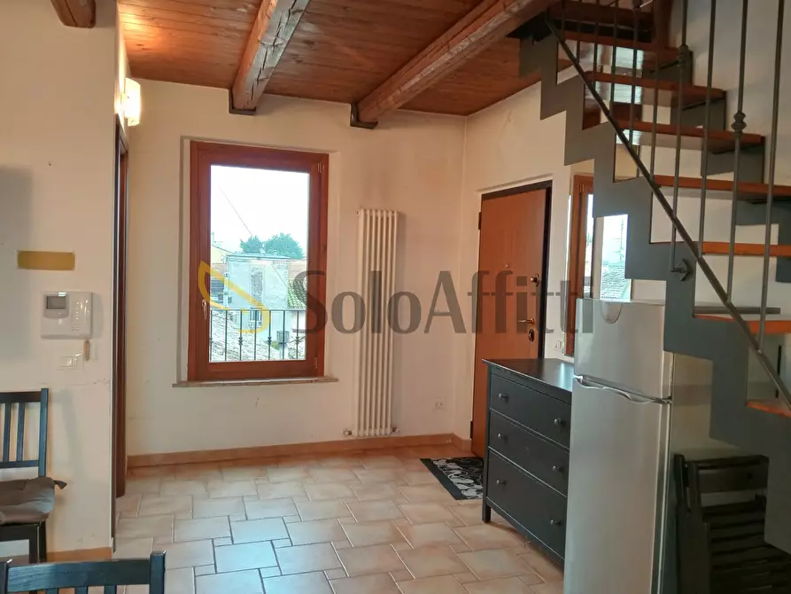 Immagine 15 di Bilocale in affitto  a Falconara Marittima