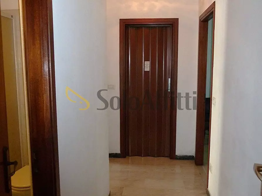 Immagine 9 di Bilocale in affitto  in Via Martiri della Libertà 12 a San Remo