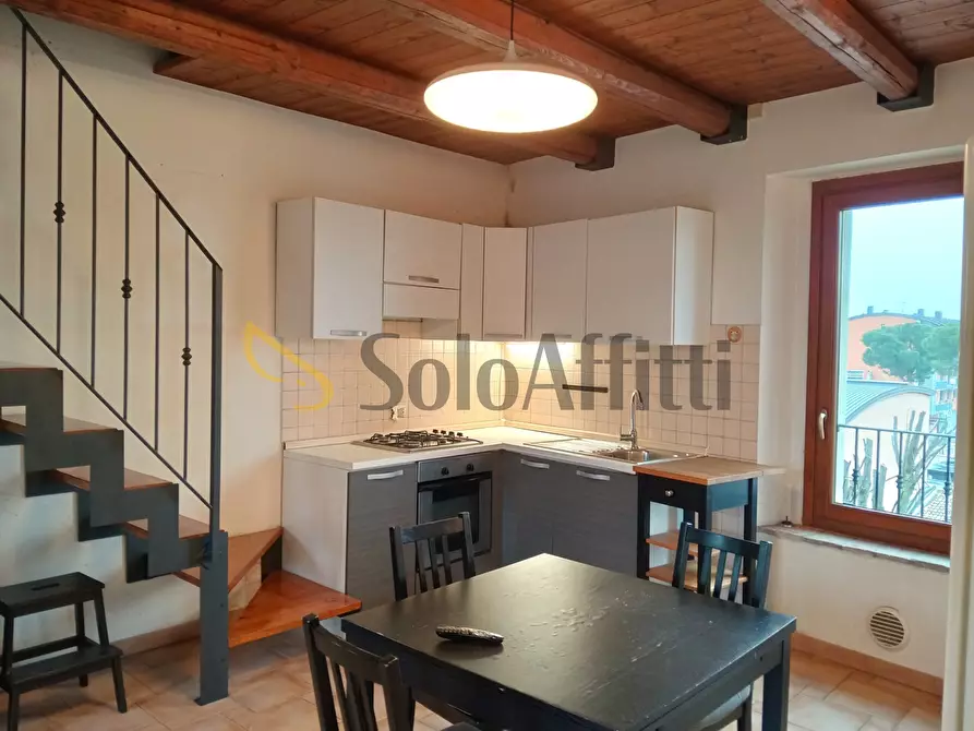 Immagine 6 di Bilocale in affitto  a Falconara Marittima