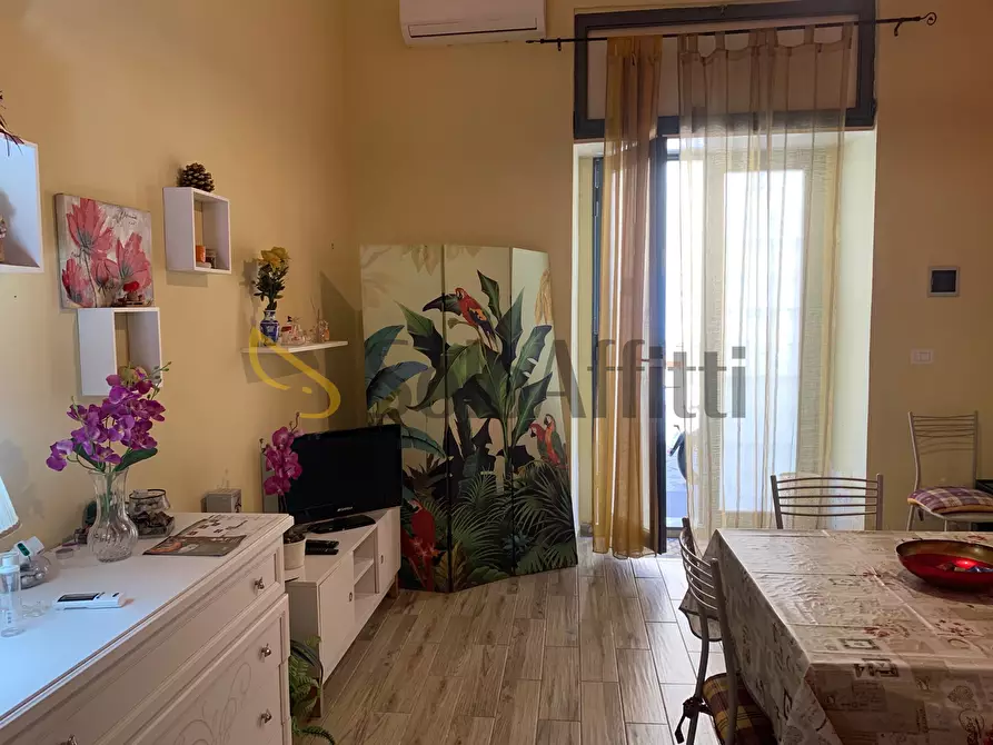 Immagine 1 di Bilocale in affitto  in Via Conte Ruggero 65 a Catania