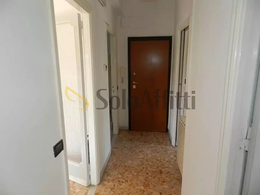 Immagine 3 di Trilocale in affitto  in Via della Bufalotta 23 a Roma