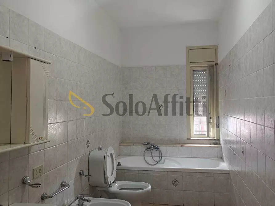 Immagine 7 di Trilocale in affitto  a Misterbianco