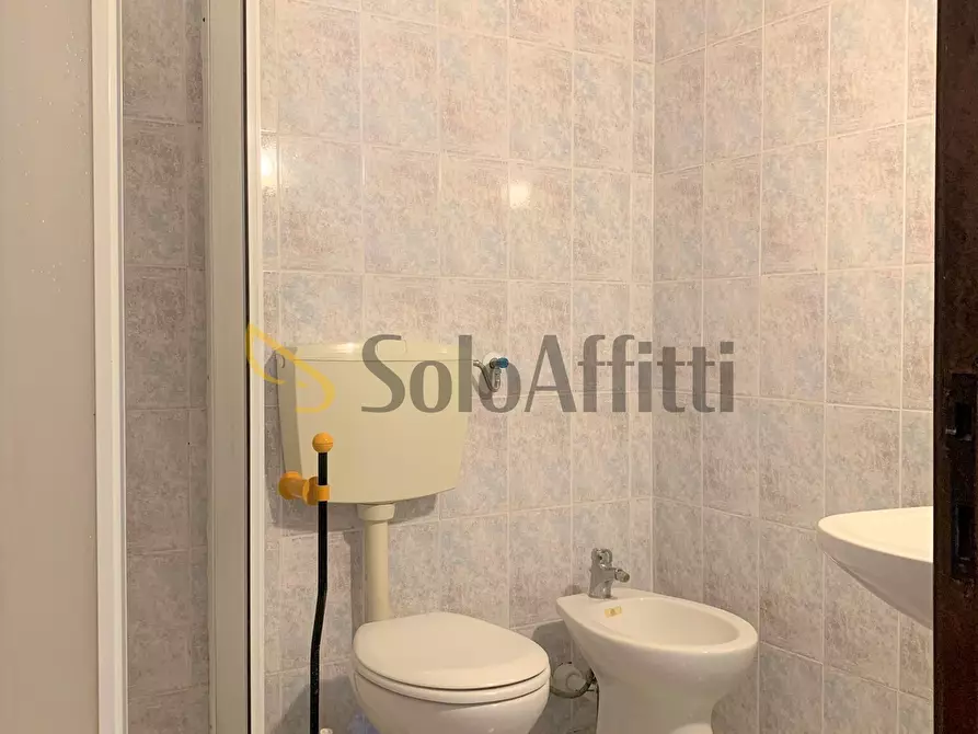 Immagine 11 di Stanza singola in affitto  a Cagliari