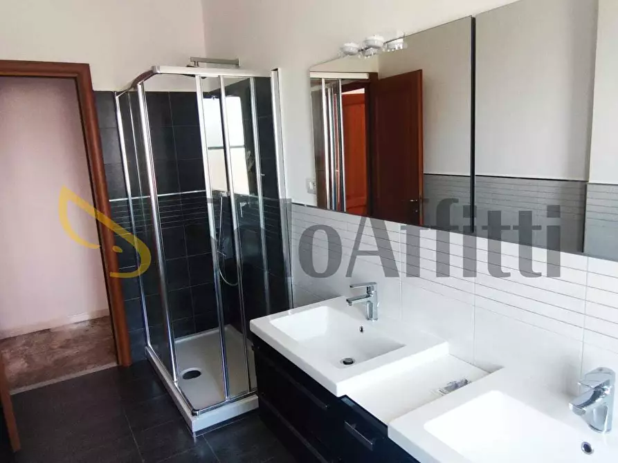 Immagine 12 di Attico in affitto  in Via Mario Giuliano a Fiumicino