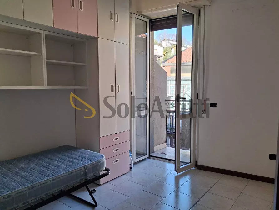 Immagine 10 di Trilocale in affitto  in Via Sant'Antonino 41 a Como