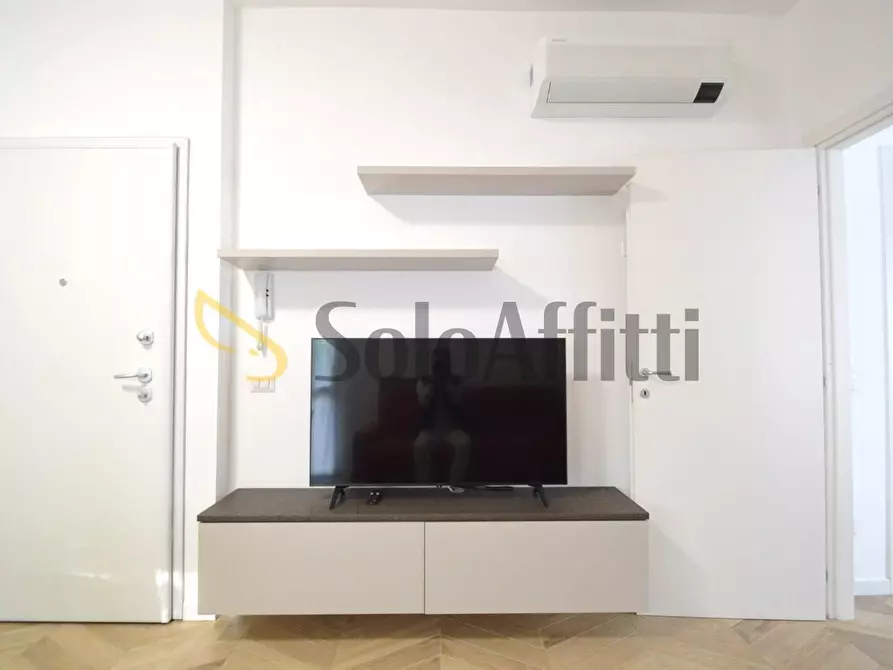 Immagine 2 di Bilocale in affitto  in Via Teramo 26 a Milano