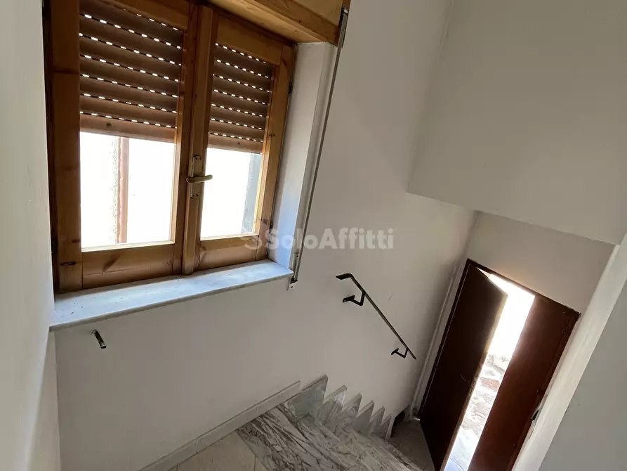 Immagine 3 di Trilocale in affitto  a Abriola