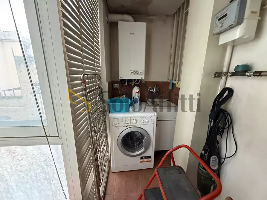 Immagine 25 di Trilocale in affitto  in Via Roma 188 a Caserta