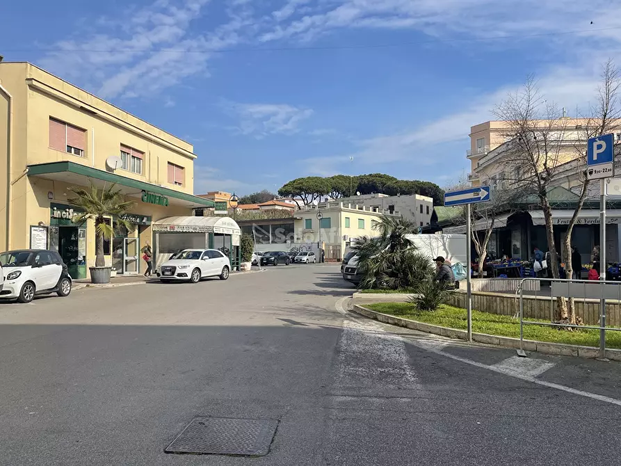 Immagine 18 di Quadrilocale in affitto  in Via Giacomo Matteotti a Anzio
