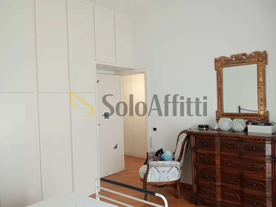 Immagine 11 di Trilocale in affitto  a Falconara Marittima