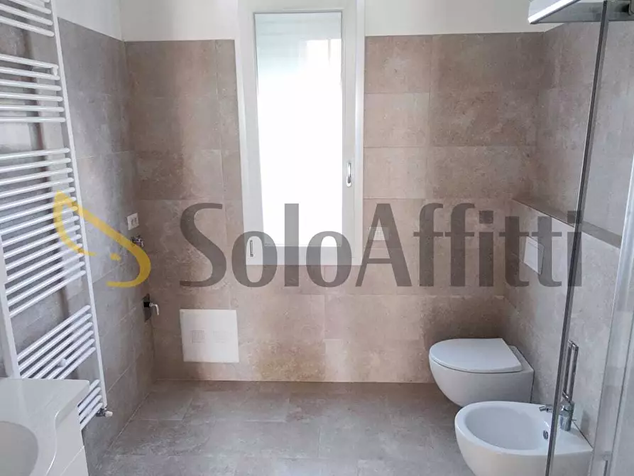 Immagine 5 di Bilocale in affitto  in Via Feltre a Varedo