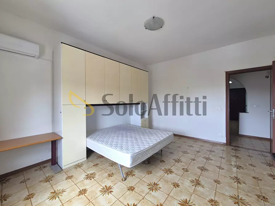 Immagine 2 di Stanza singola in affitto  a Catanzaro