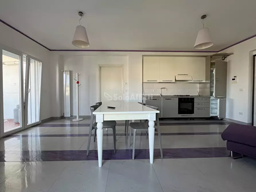 Immagine 3 di Trilocale in affitto  a Catanzaro