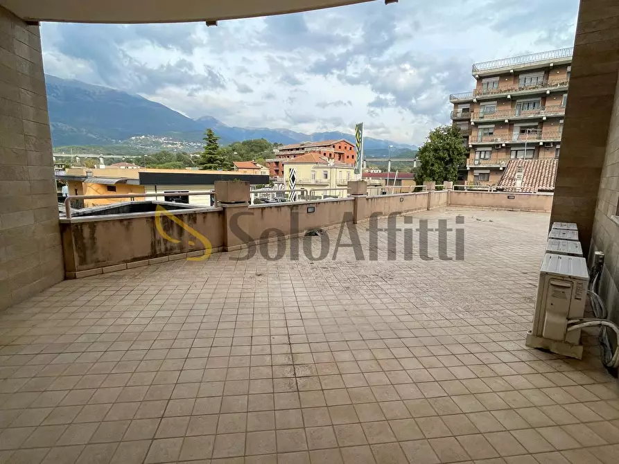 Immagine 30 di Pentalocale in affitto  a Sora