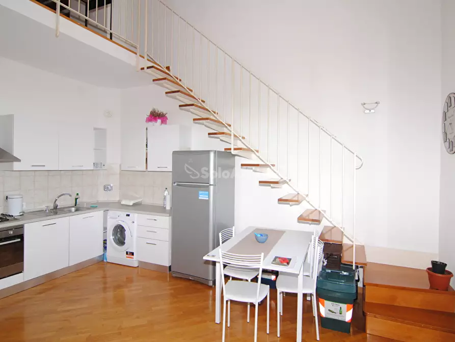 Immagine 13 di Trilocale in affitto  a Livorno