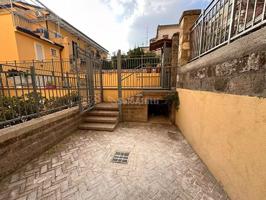 Immagine 29 di Trilocale in affitto  in Via delle Ferriere 20 a Caserta