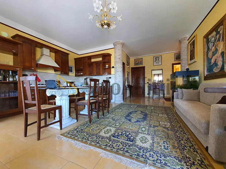 Immagine 2 di Trilocale in affitto  a Catanzaro