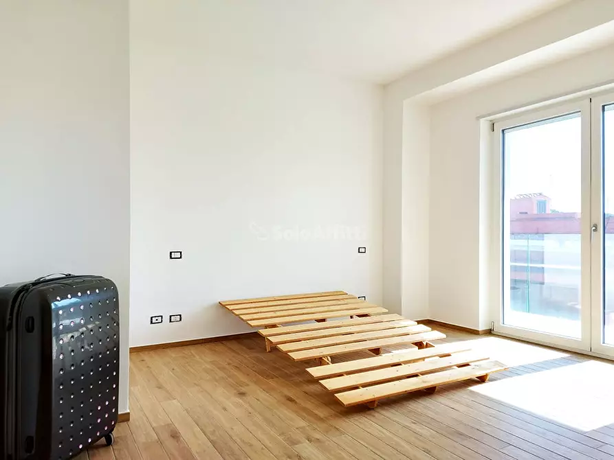 Immagine 21 di Trilocale in affitto  in Via del Castello a Roma