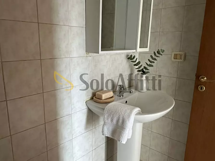 Immagine 13 di Bilocale in affitto  in Via Campania a Terni