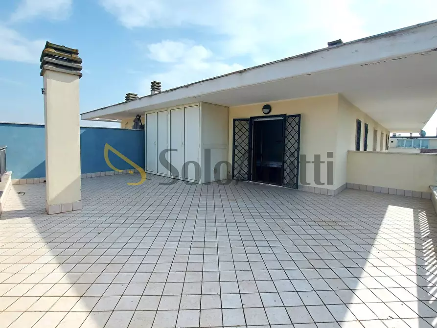 Immagine 30 di Quadrilocale in affitto  in Via Rocce Anzini a Fiumicino