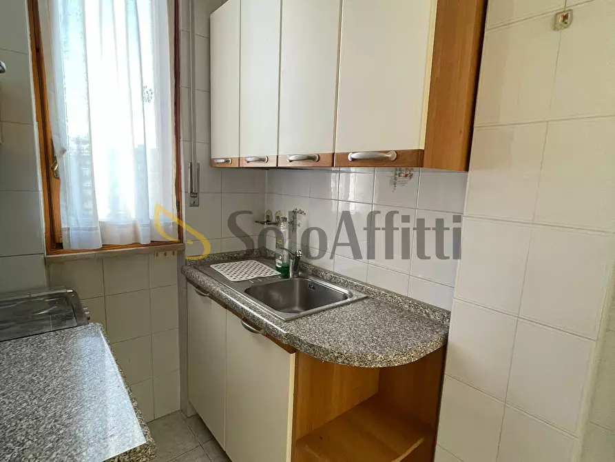 Immagine 12 di Bilocale in affitto  in Piazza Cavour a Venaria Reale