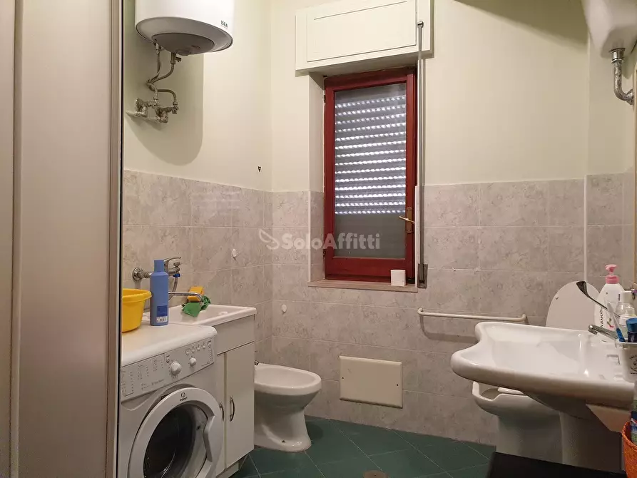 Immagine 16 di Stanza singola in affitto  a Catanzaro